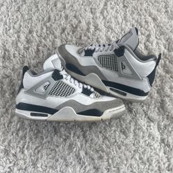 Jordan 4 “military Black” 8.5m Og Box