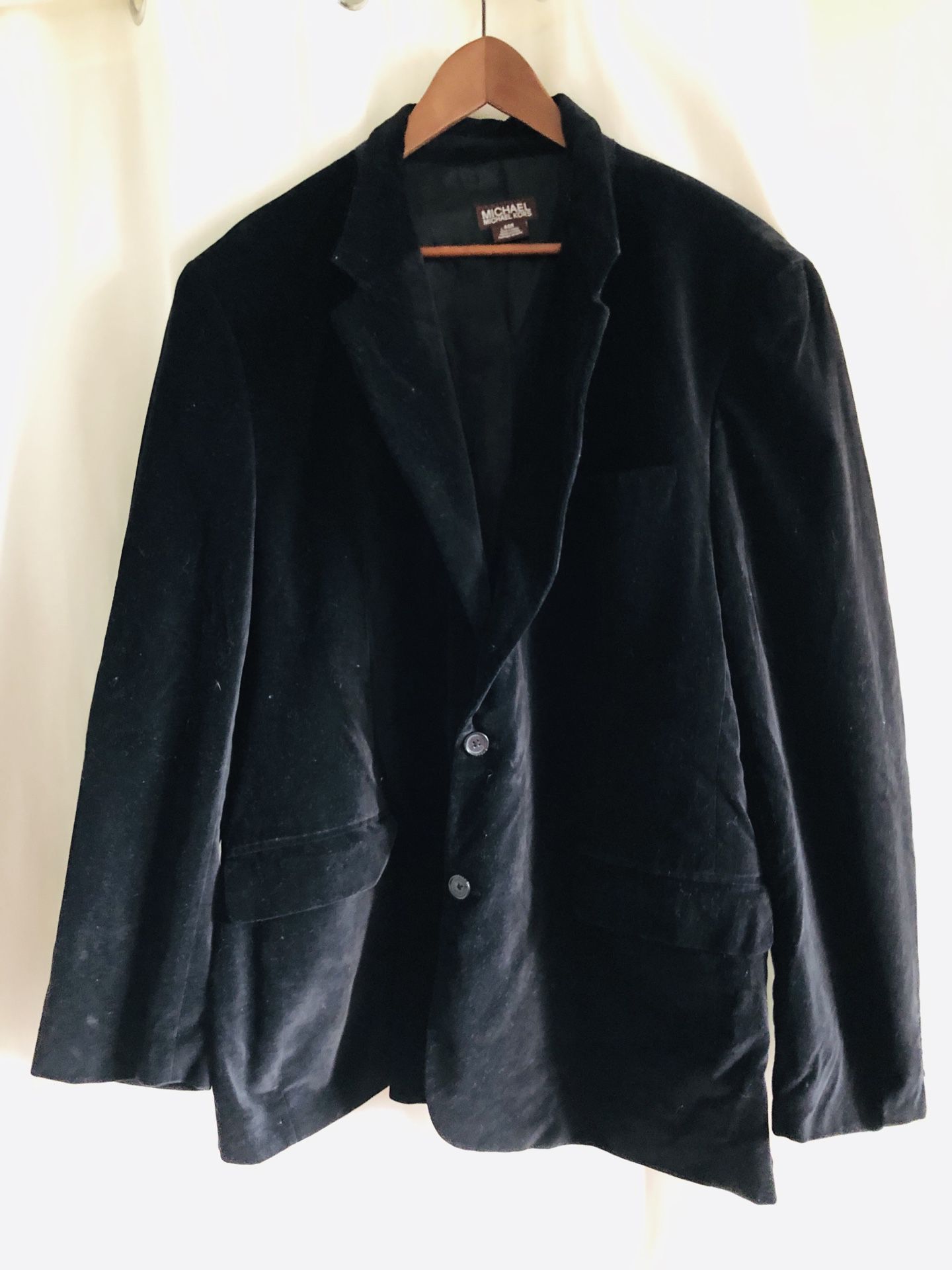 Men’s Michael Kors velvet jacket size 46R