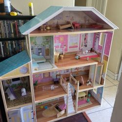 Casa De Muñecas 
