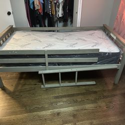 Bunk Bed (wooden)