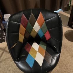 Barrel Chair 