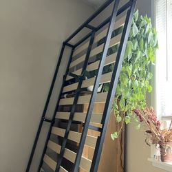 full size platform bedframe 