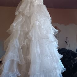 Wedding Dress Size 10 Good Condition 