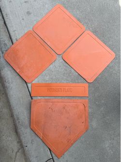 Baseball throw-down rubber bases set
