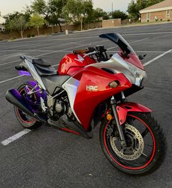 2012 HONDA Cbr250 Sportbike