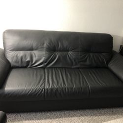 3seated Couch