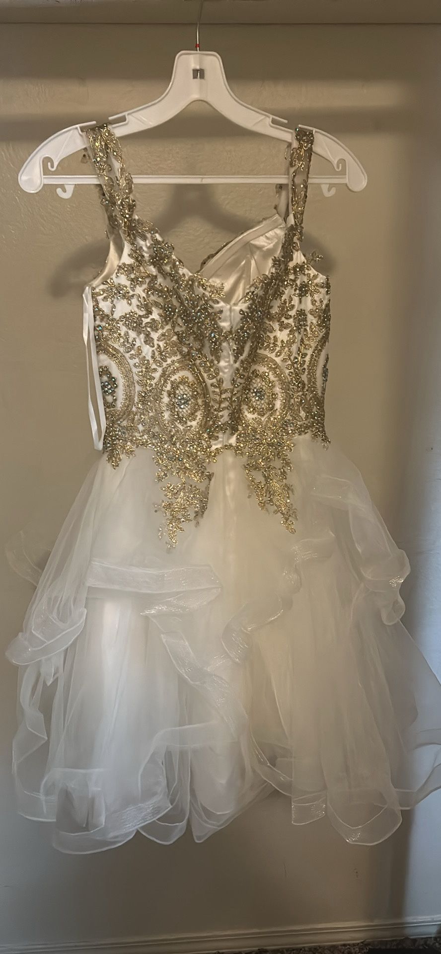 Dress only worn Once 