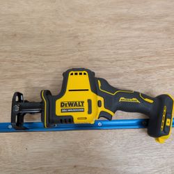 DeWalt 20v Max Brushless Reciprocating Saw NEW