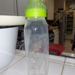 Evenflo plastic 8oz