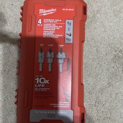 Milwaukee Hole cutter kit 