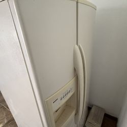 Two Doors Refrigerator Great Condition