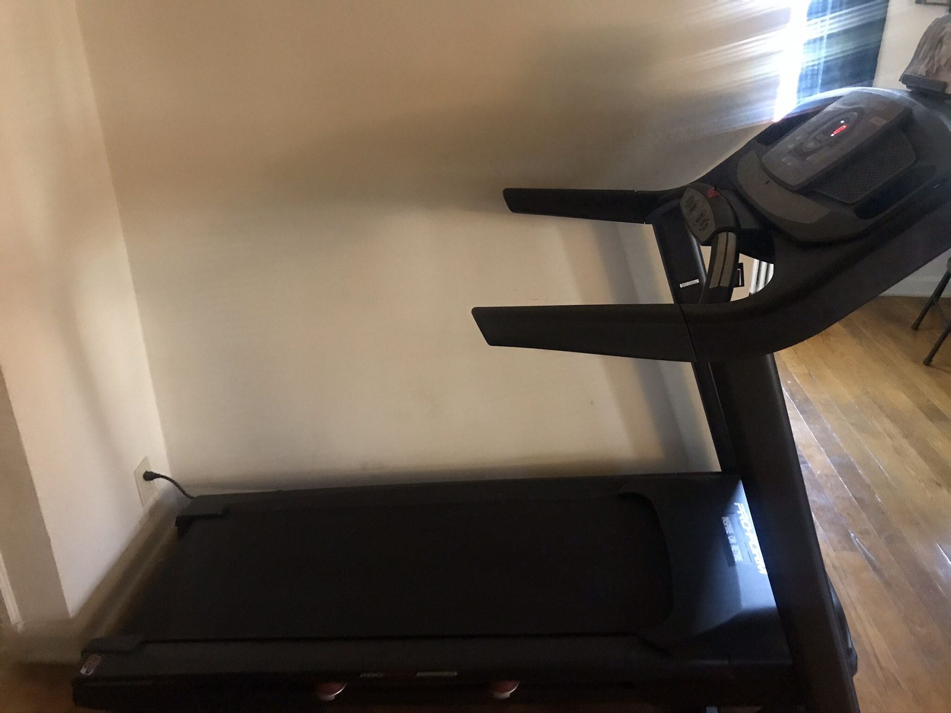 Pro Form Treadmill - ProForm Performance 400i Treadmill