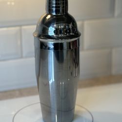 25 oz. Stainless Steel Cocktail Shaker (NEW)