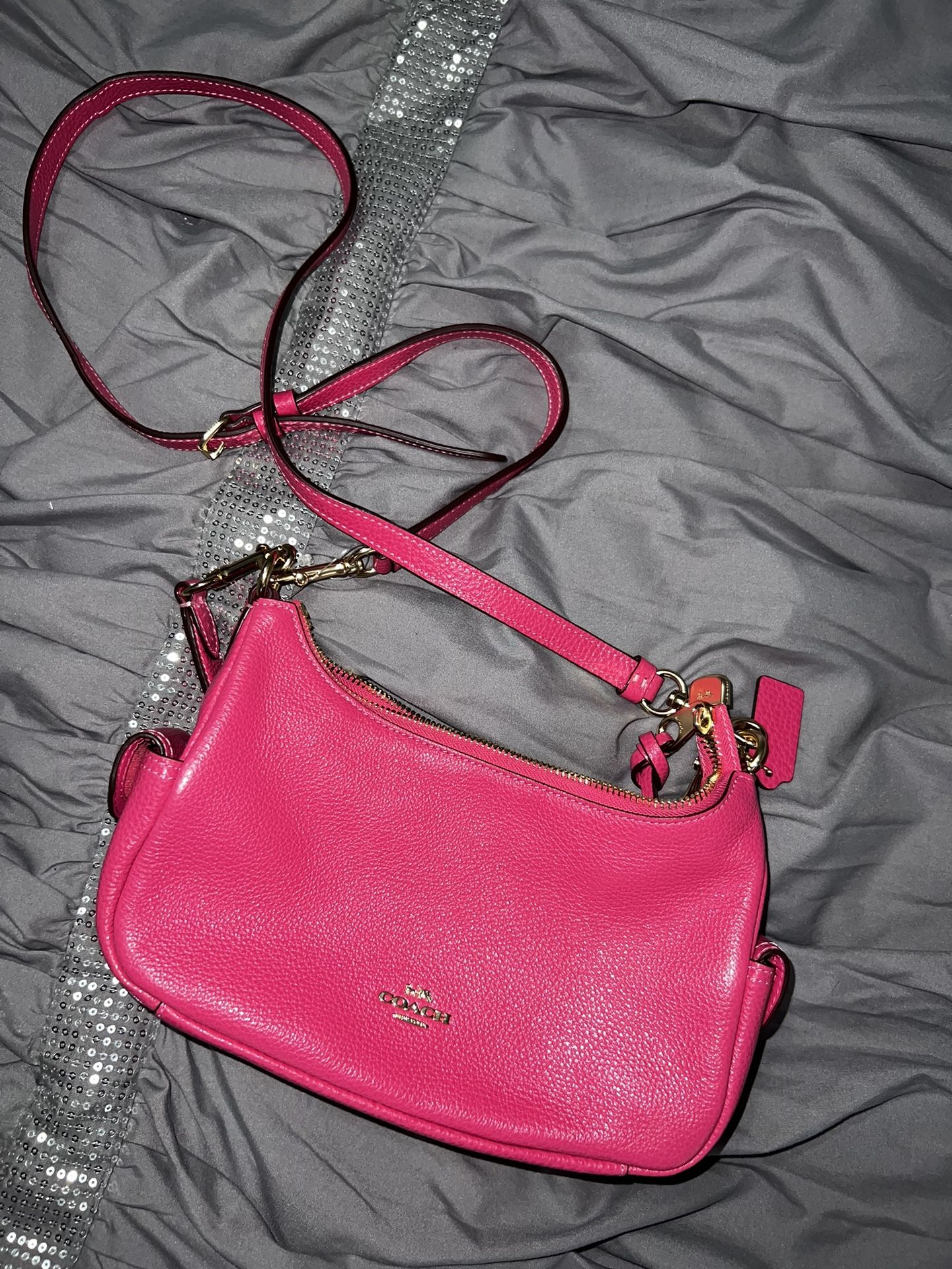 Brand new Coach Pink Pennie Shoulder Bag Purse for Sale in San