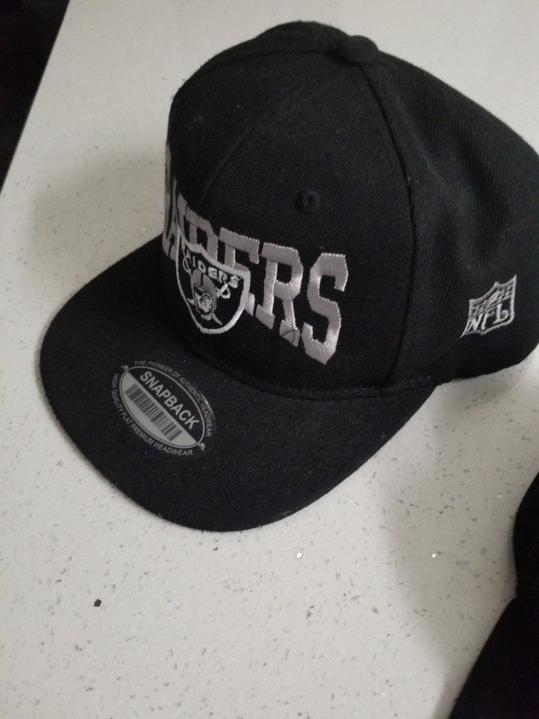 Raiders N J HAT Great Condition $20 Both for Sale in Riverside, CA