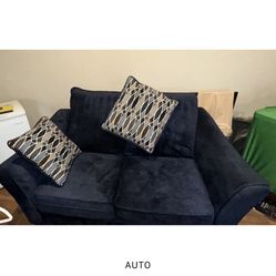 Loveseat 