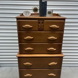 Vintage solid wood dresser with 5 dovetail draws by Highpoint furniture company