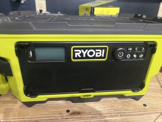 RYOBI ONE+ 18V VERSE Bluetooth Speaker/Radio (PCL601) - Works Great