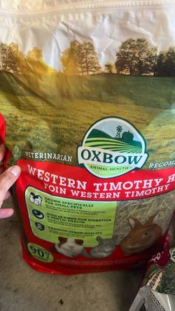 Free pet’s food and bedding