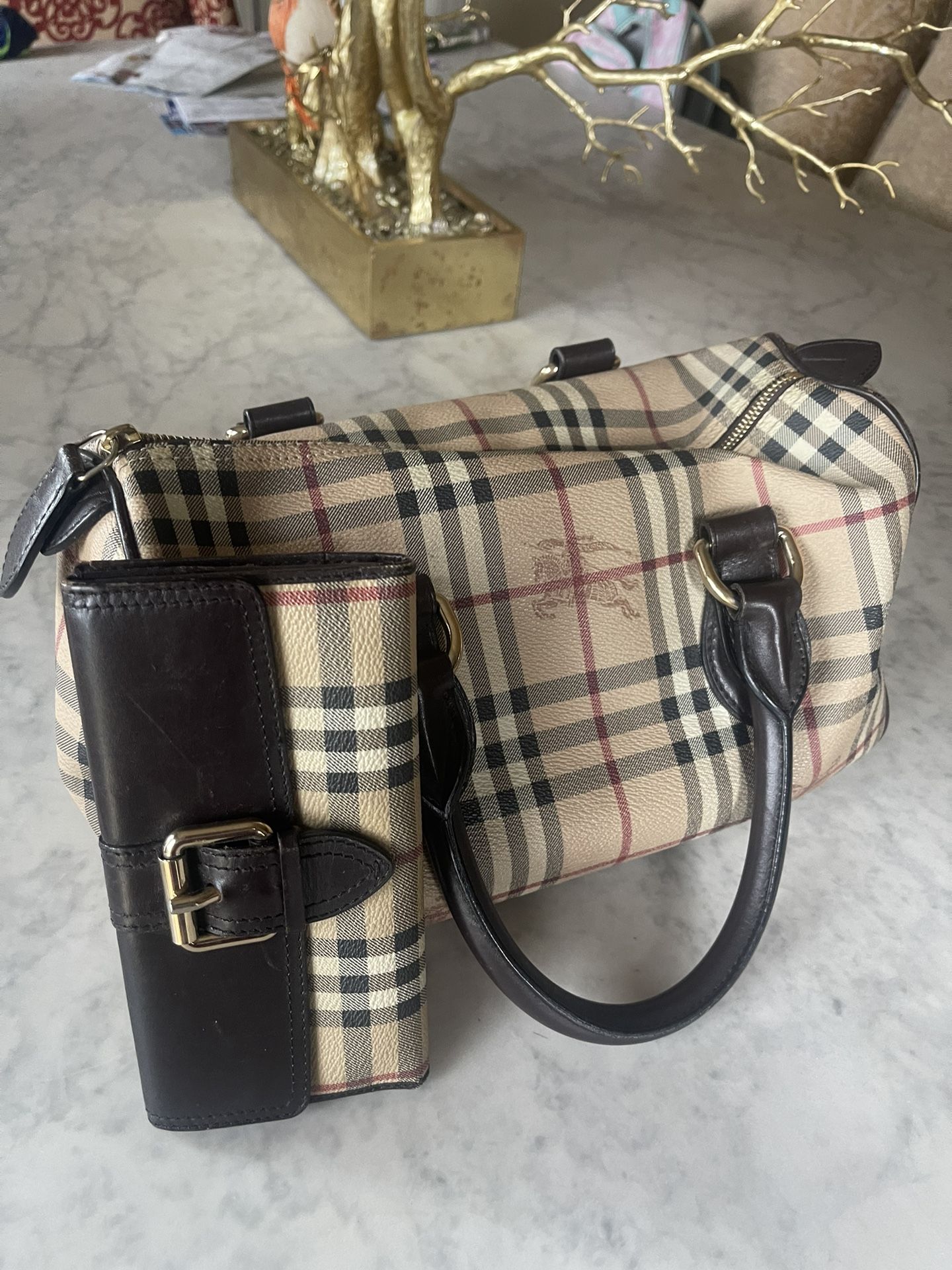 Burberry Bag And Wallet 