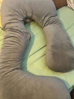 Pregnancy pillow
