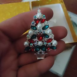 VTG- BROOCH, CHRISTMAS TREE-  PICK ⛏️ UP ONLY
