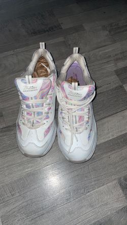Gym shoes
