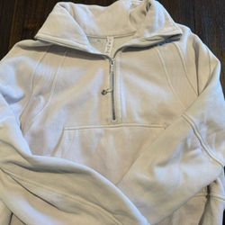 Lululemon Scuba sweatshirt