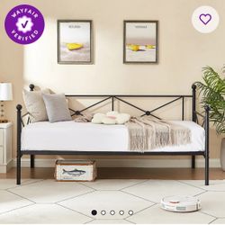Metal Daybed
