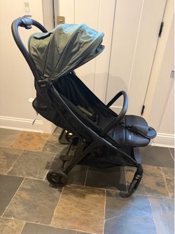 Jeep by Delta children lightweight stroller - never used