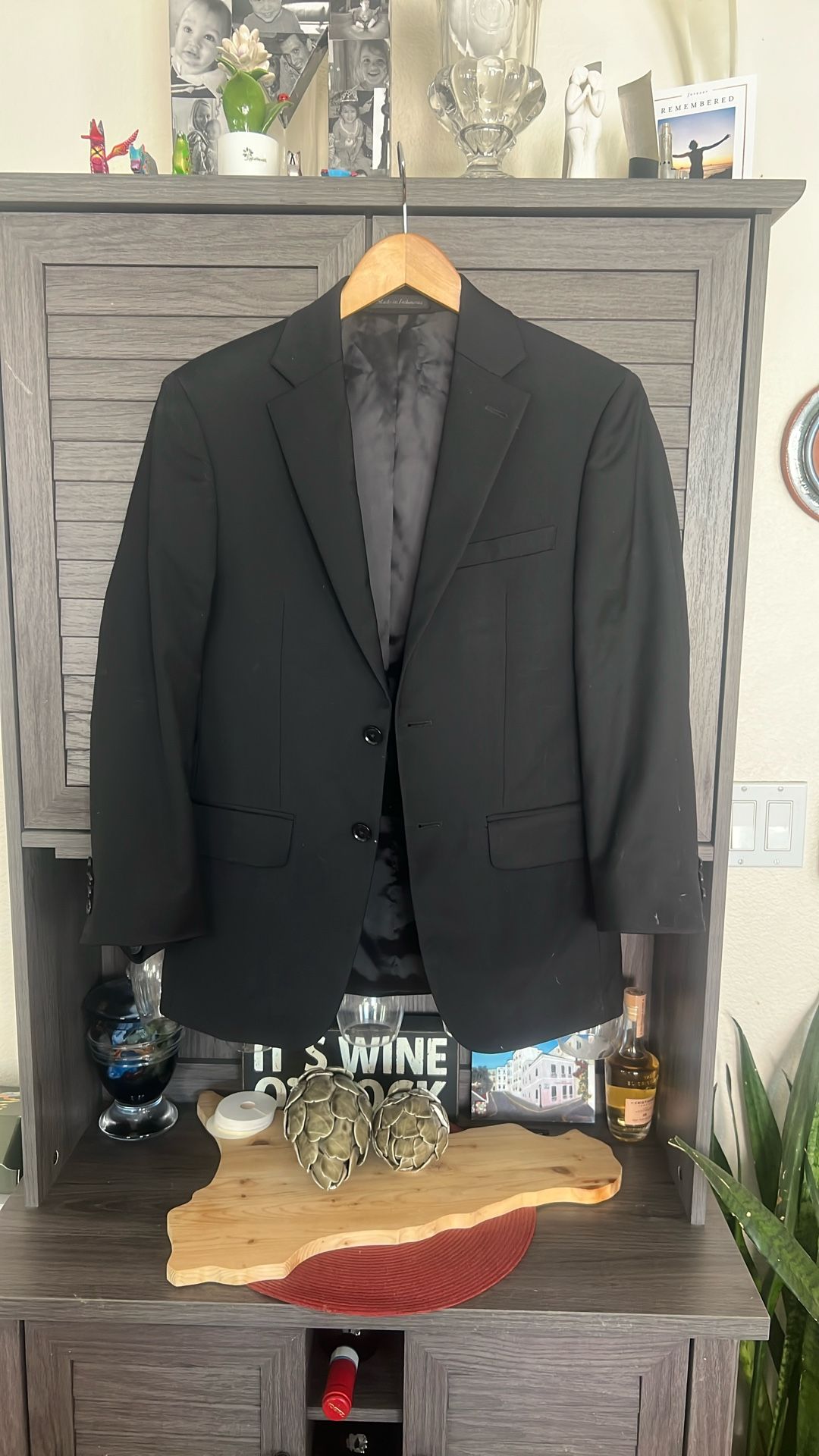 Young Men’s Calvin Klein Sport coat 38S