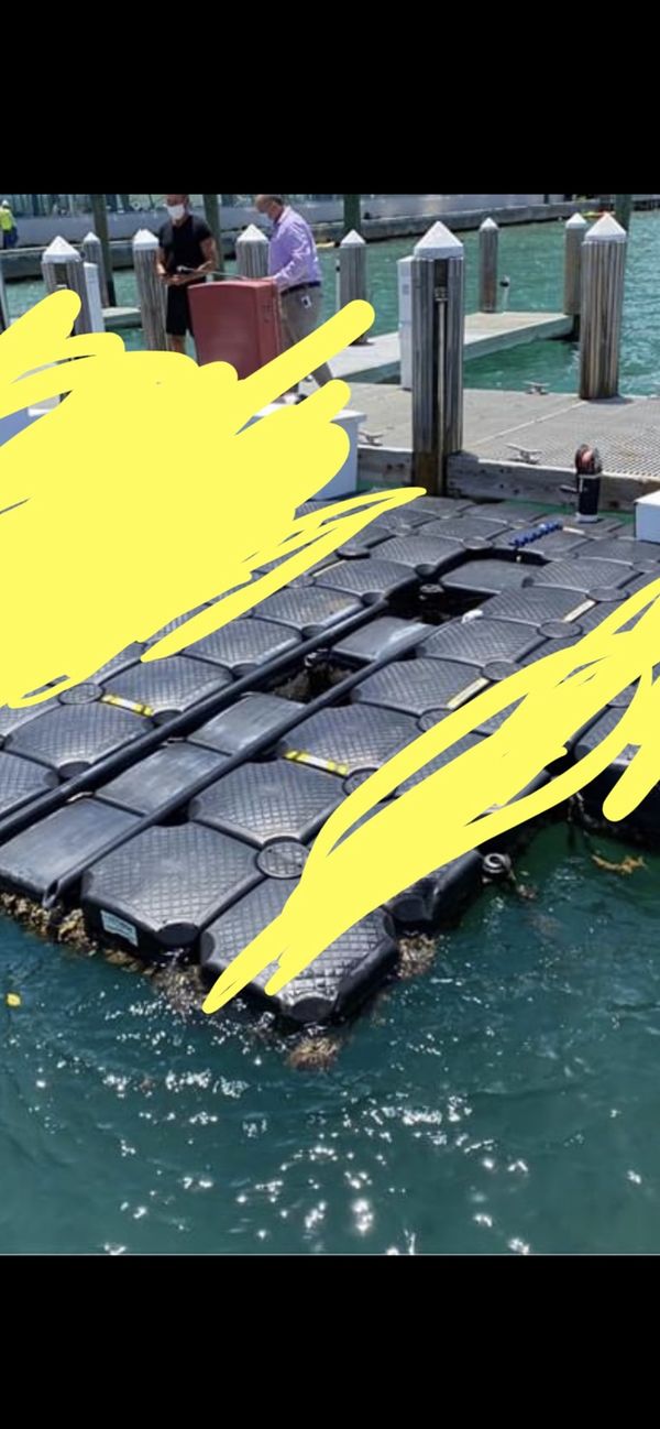 Jetdock JetSki floating dock with winch cube. . Is 1 extra row long, 3