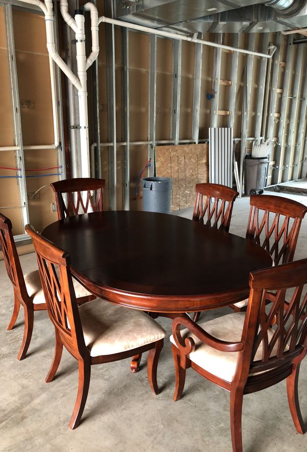 https://images.offerup.com/XesG6VcWLdUxVMcYzn9_pR9YUfc=/600x882/40fd/40fdcf3153e74660a8f1daec6fdaf457.jpg