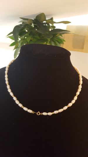 Photo Beautiful Necklace, 14k Real Gold, fresh water pearls, 12.07grs, Size 18inches length.