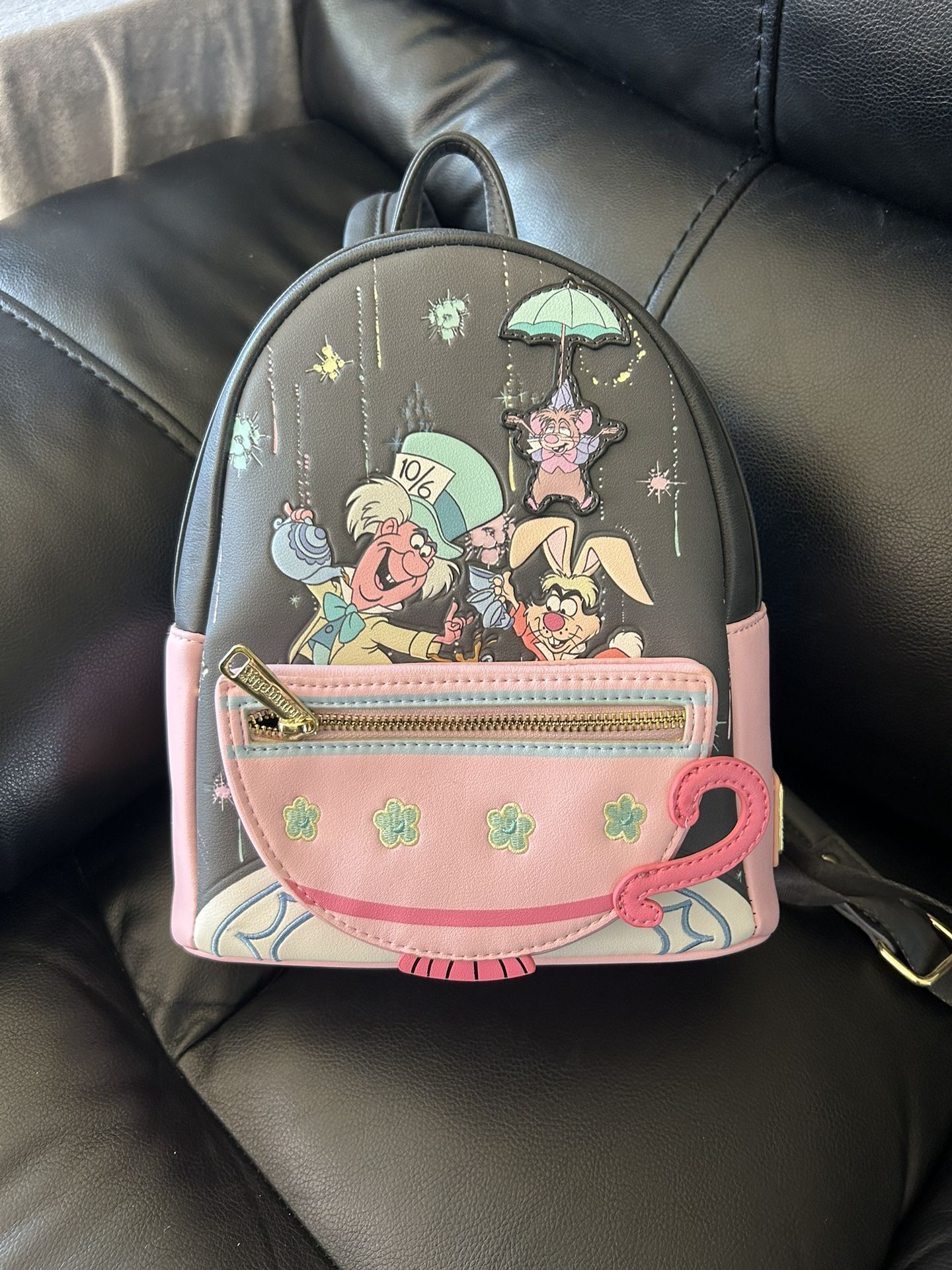 Loungefly Disney’s Alice In Wonderland Mad Hatter Backpack Used Once !! Excellent Condition
