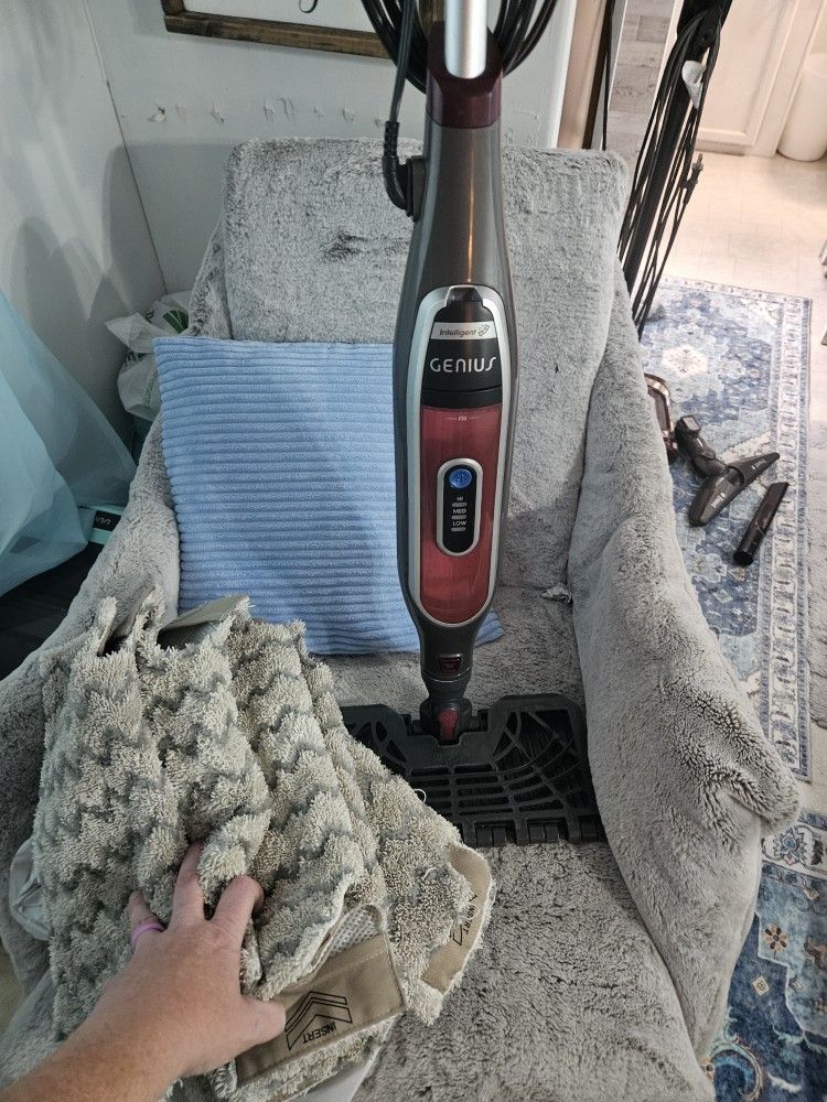 Shark Steam Mop With 10 Washable Pads