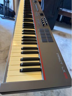 NEKTAR Impact LX88 MIDI USB keyboard controller