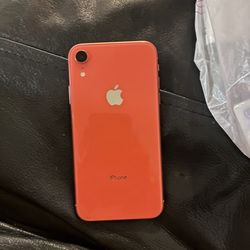 iPhone XR Coral – Unlocked – $175 NEED GONE TODAY