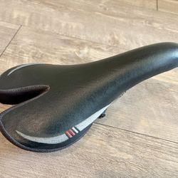Bontrager Race Lite Lux saddle seat