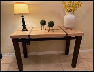 Entryway/foyer table