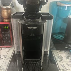 Nespresso Vertuo Machine And Glass Pod Holder 