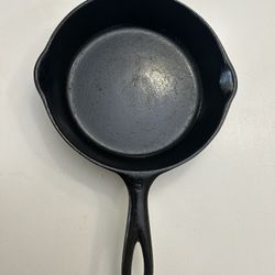 Cast Iron Skillet 