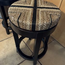 Bar Stool seats 