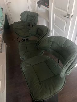 4 adjustable chairs