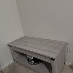 Lift-Top Coffee Table