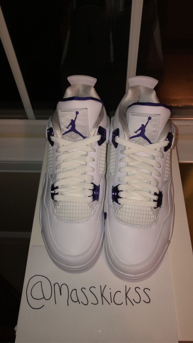 Air Jordan 4 Metallic Purple