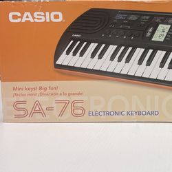 Casio SA-76 Electronic Keyboard (New Never Used)