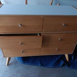 Dresser  Excellent Condition Free Delivery 