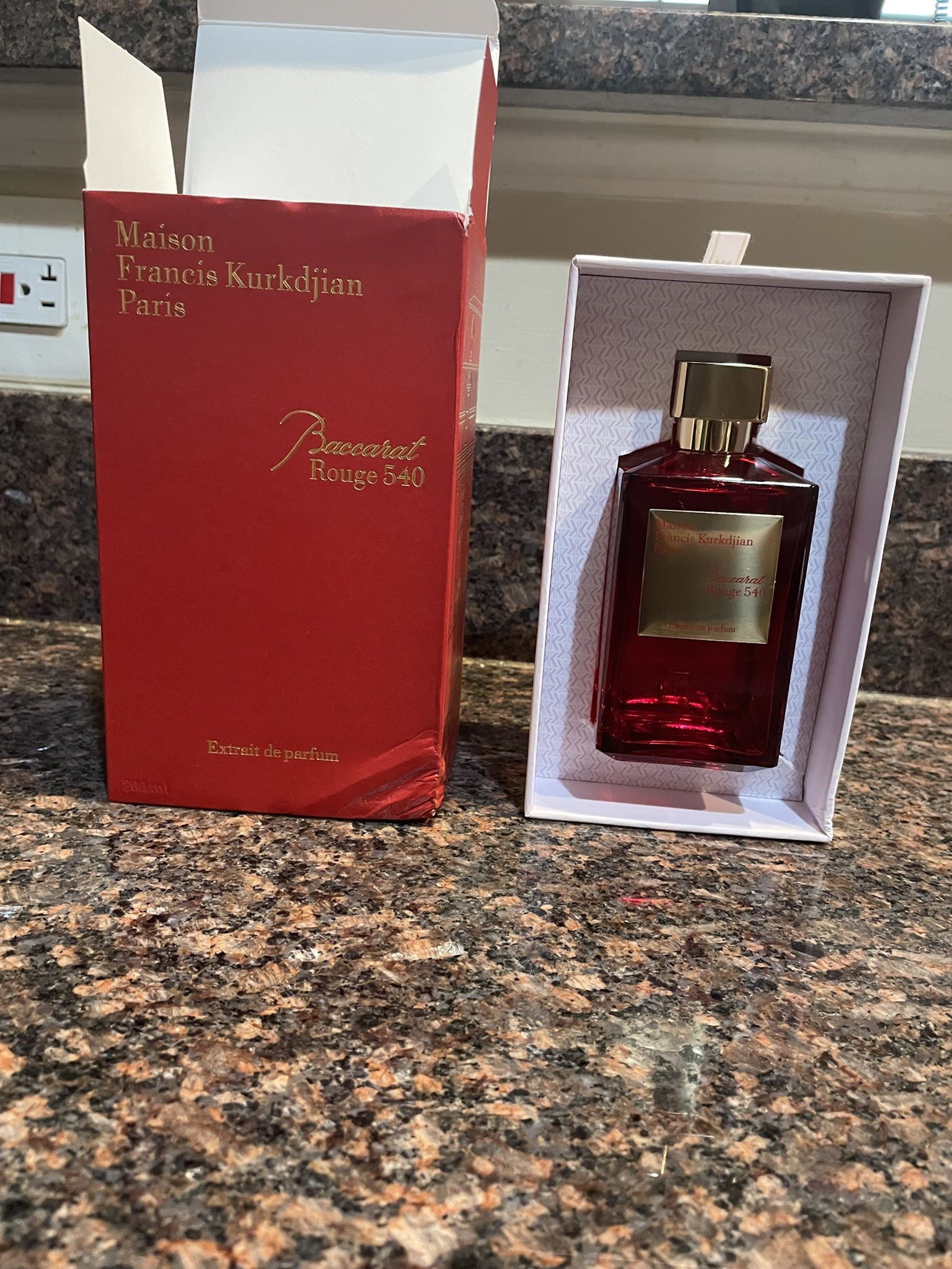 Baccarat Rouge 540 perfume