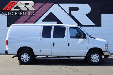 2014 Ford Econoline Cargo Van